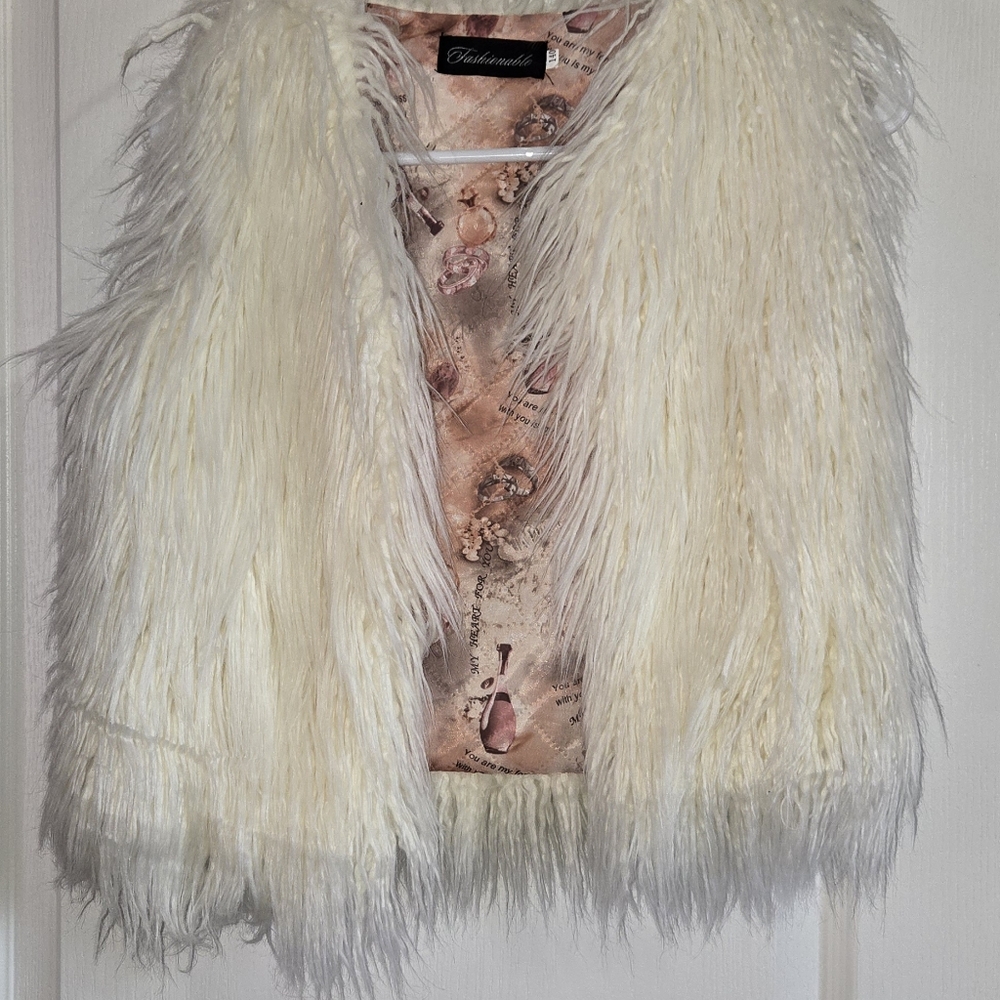 Girls White Faux Fur Vest